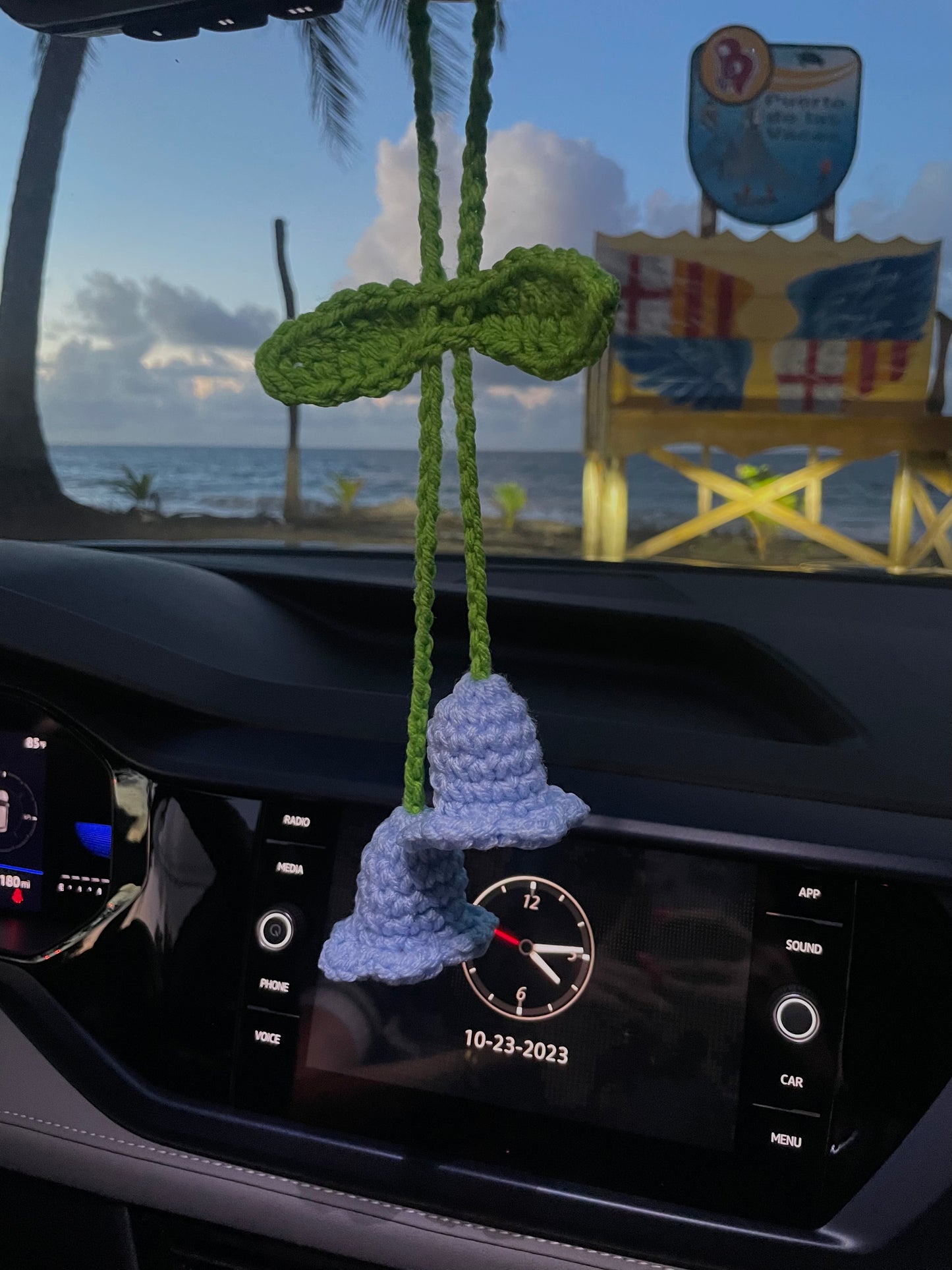 Crochet hanging lily of the valley